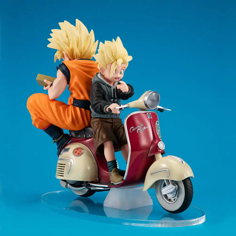 Dragonball Z 05 Desktop Real McCoy PVC Diorama Super Saiyan Son Goku & Super Saiyan Son Gohan & Motorbike 16 cm fotografija izdelka