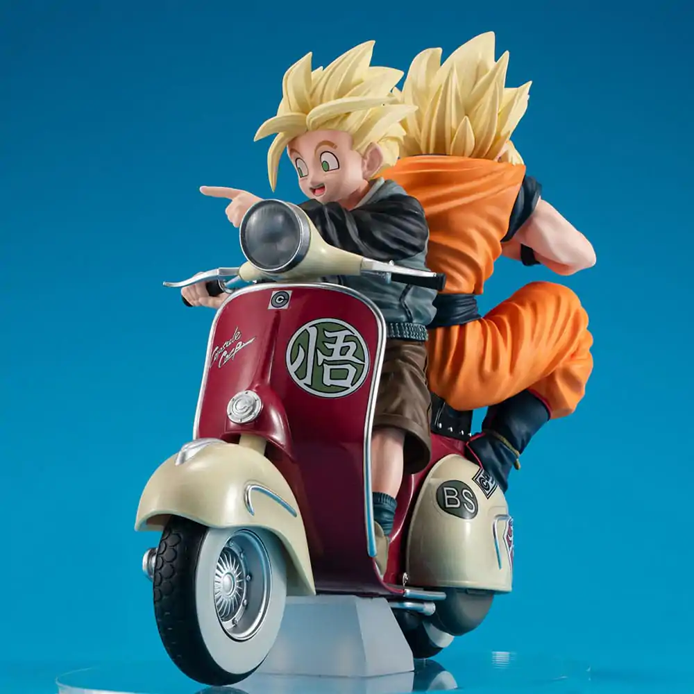 Dragonball Z 05 Desktop Real McCoy PVC Diorama Super Saiyan Son Goku & Super Saiyan Son Gohan & Motorbike 16 cm fotografija izdelka