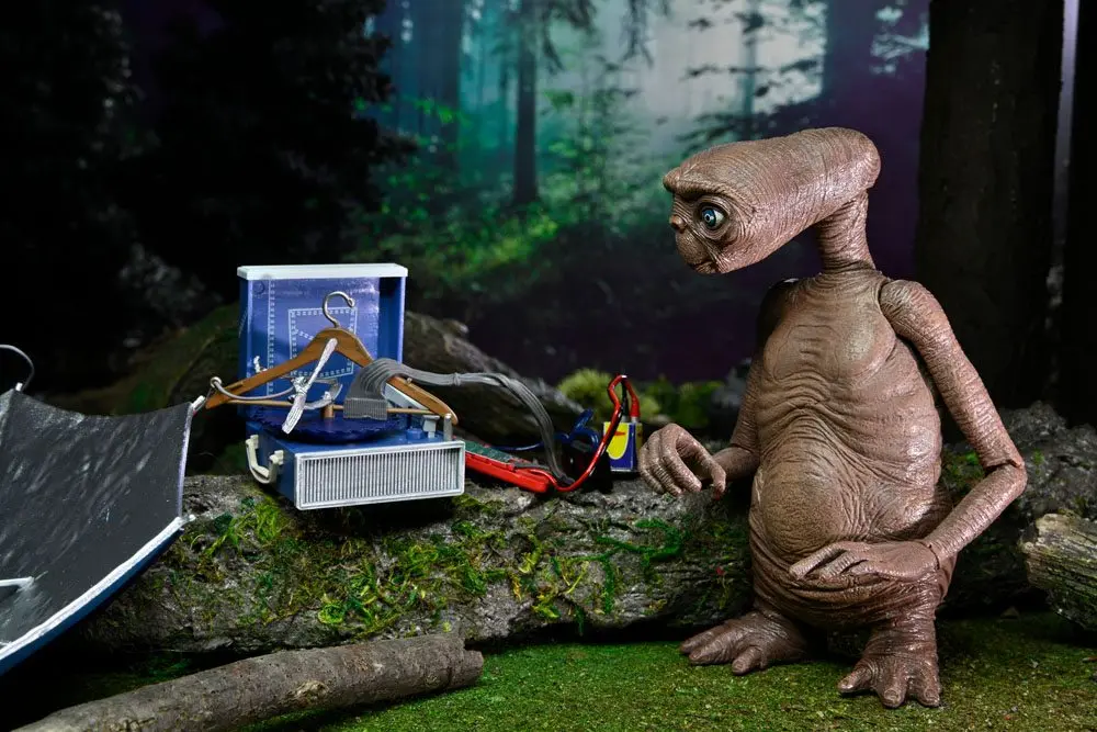 E.T. the Extra-Terrestrial Action Figure Ultimate Deluxe E.T. 11 cm - Akcijska Figura fotografija izdelka