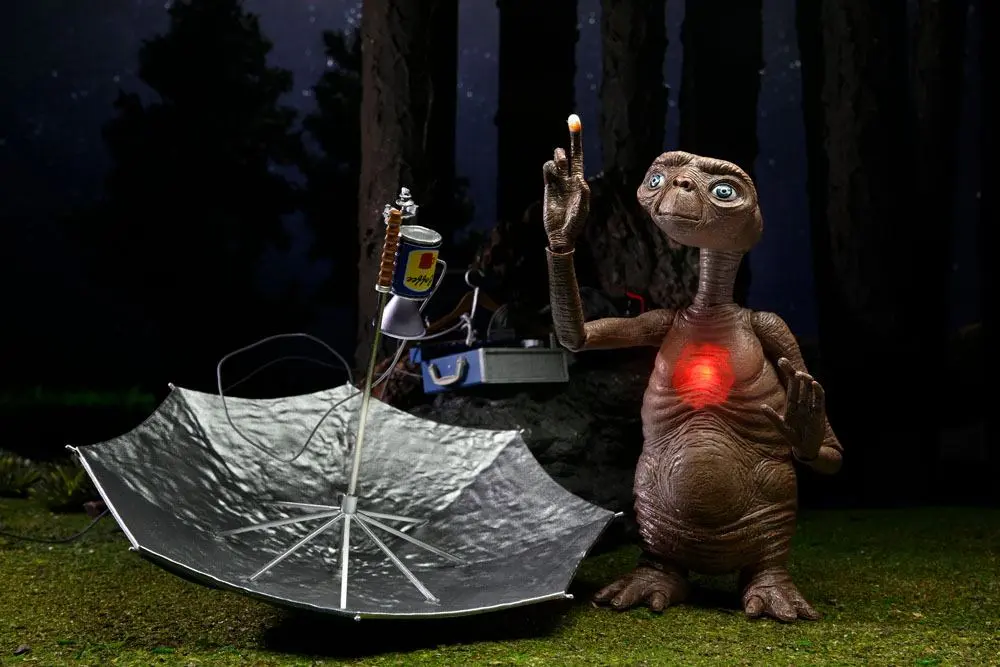 E.T. the Extra-Terrestrial Action Figure Ultimate Deluxe E.T. 11 cm - Akcijska Figura fotografija izdelka