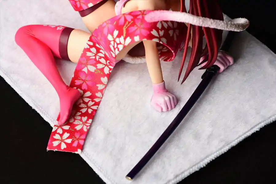 Fairy Tail Kip 1/6 Erza Scarlet - Cherry Blossom CAT Gravure_Style 13 cm fotografija izdelka