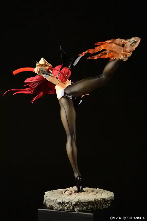 Fairy Tail Kip 1/6 Erza Scarlet High Kick Black Bunny Ver. 37 cm fotografija izdelka