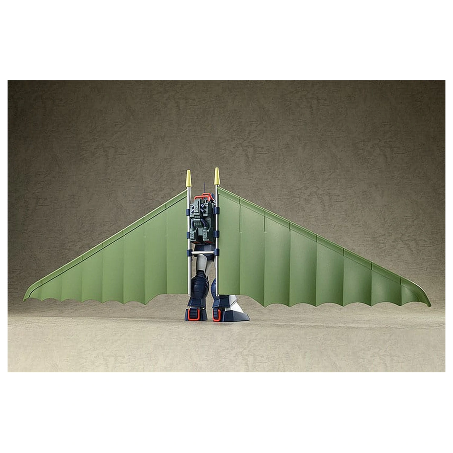 Fang of the Sun Dougram Combat Armors MAX 29 Komplet plastičnih modelov 1/72 Combat Armor Dougram Hang Glider Equipment Type 14 cm fotografija izdelka