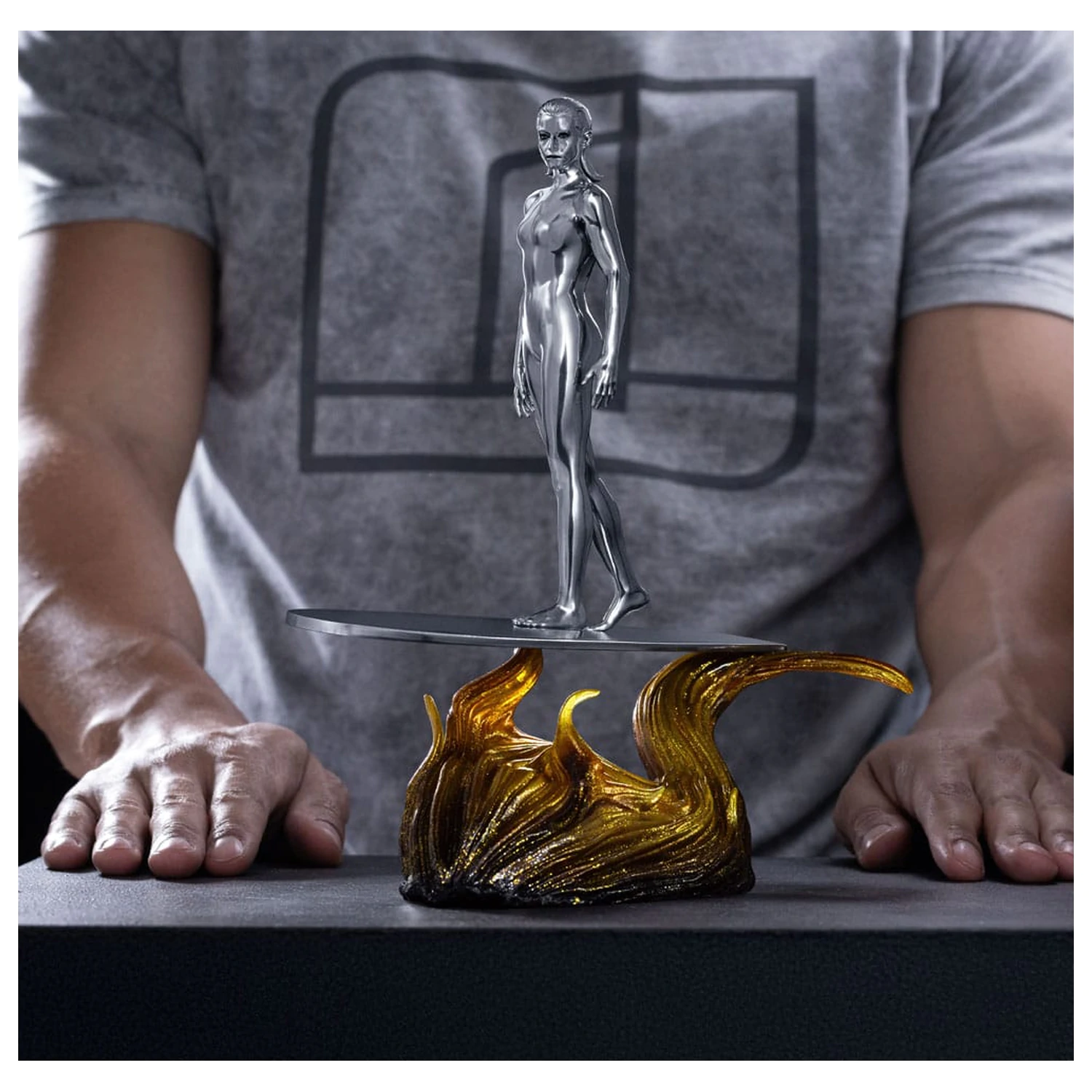 Fantastic Four Art Scale kip 1/10 Silver Surfer 27 cm fotografija izdelka