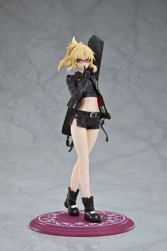 Fate/Apocrypha PVC Kip 1/7 Red Saber (Mordred) Original Glasses Model Ver. 22 cm fotografija izdelka