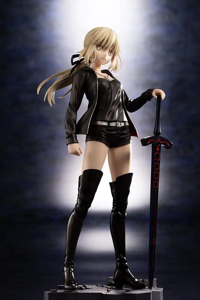 Fate/Grand Order PVC kip 1/7 Saber/Altria Pendragon (Alter) Casual Ver. 24 cm fotografija izdelka