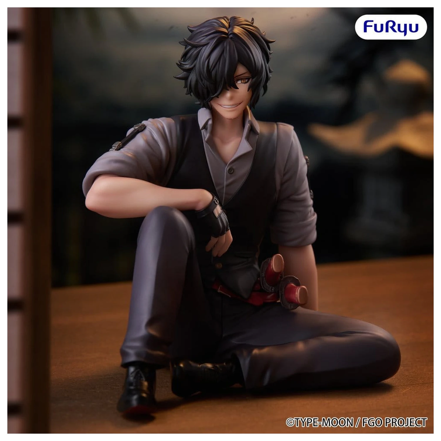 Fate/Grand Order zamašek za rezance PVC figura Assassin Izou Okada Awesome Dapper Suit 9 cm fotografija izdelka