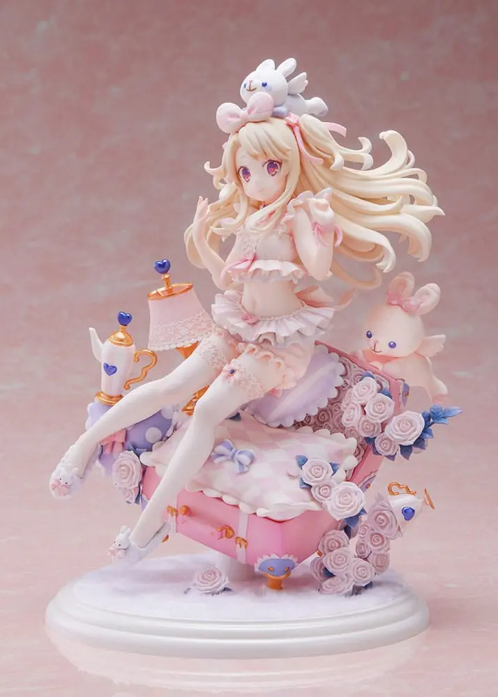 Fate/Kaleid Liner Prisma Illya: Prisma Phantasm PVC Kip 1/7 Illyasviel von Einzbern loungewear Ver. 22 cm fotografija izdelka