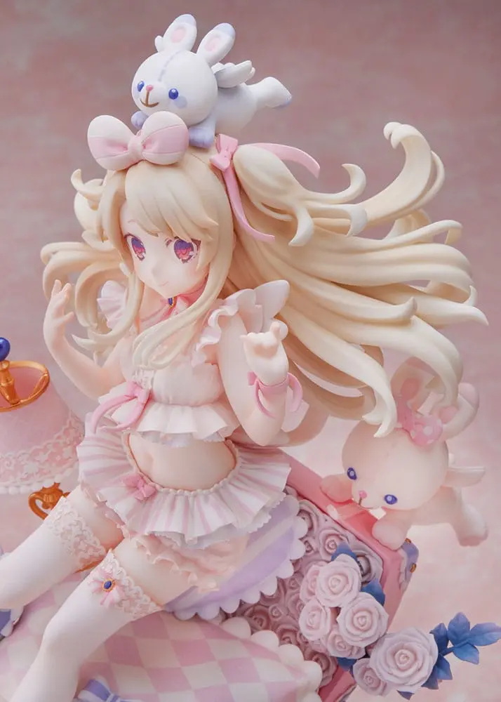 Fate/Kaleid Liner Prisma Illya: Prisma Phantasm PVC Kip 1/7 Illyasviel von Einzbern loungewear Ver. 22 cm fotografija izdelka