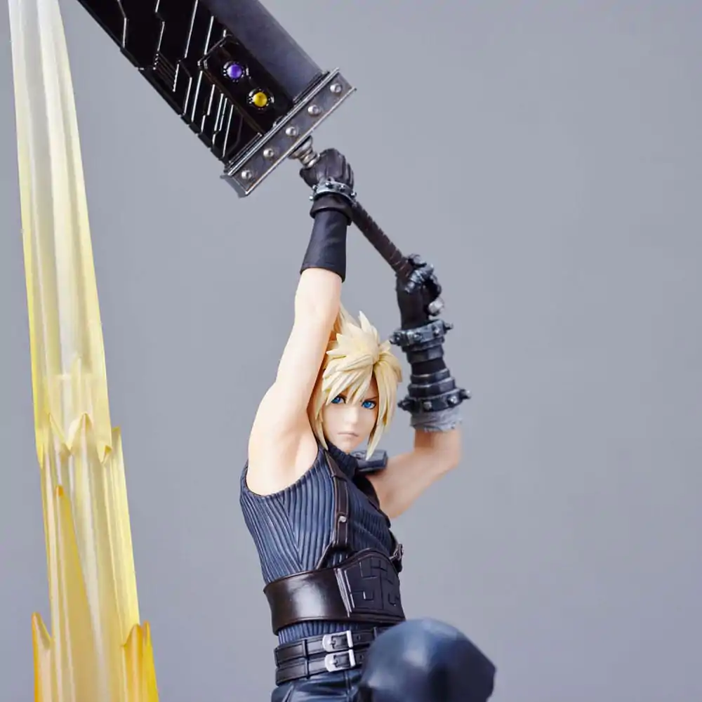 Final Fantasy VII Rebirth PVC Figurica Cloud Strife 30 cm fotografija izdelka