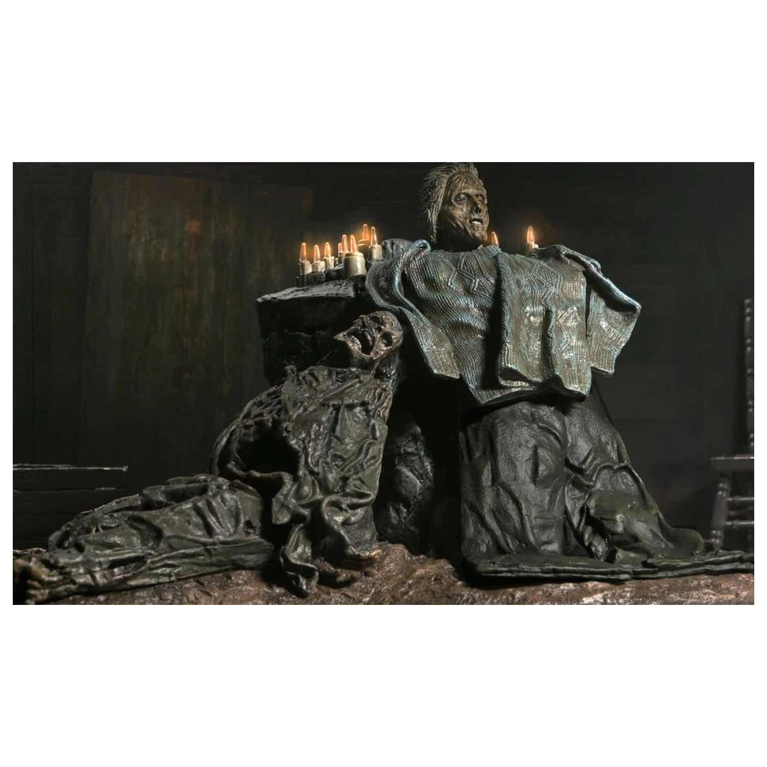 Friday the 13th: The Game Diorama Pamela Shrine fotografija izdelka