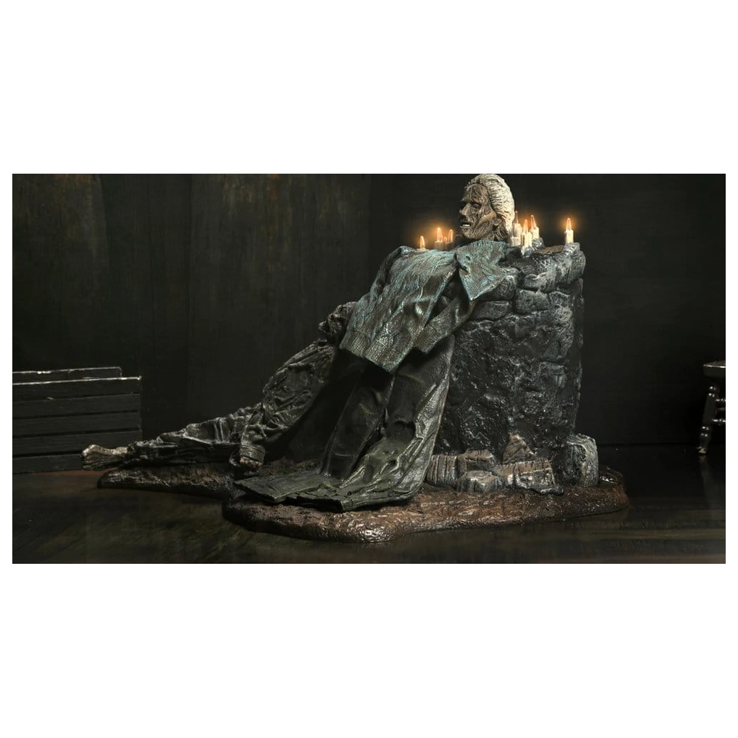 Friday the 13th: The Game Diorama Pamela Shrine fotografija izdelka