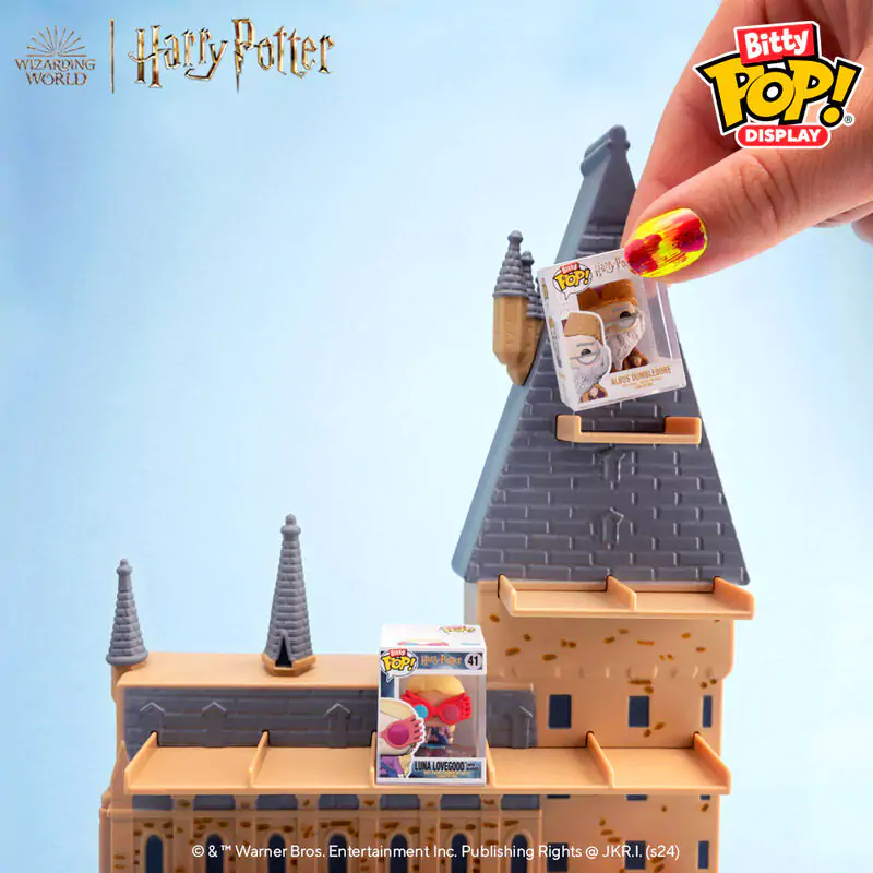 Bitty Funko POP Display Harry Potter Bradavičarka grad fotografija izdelka