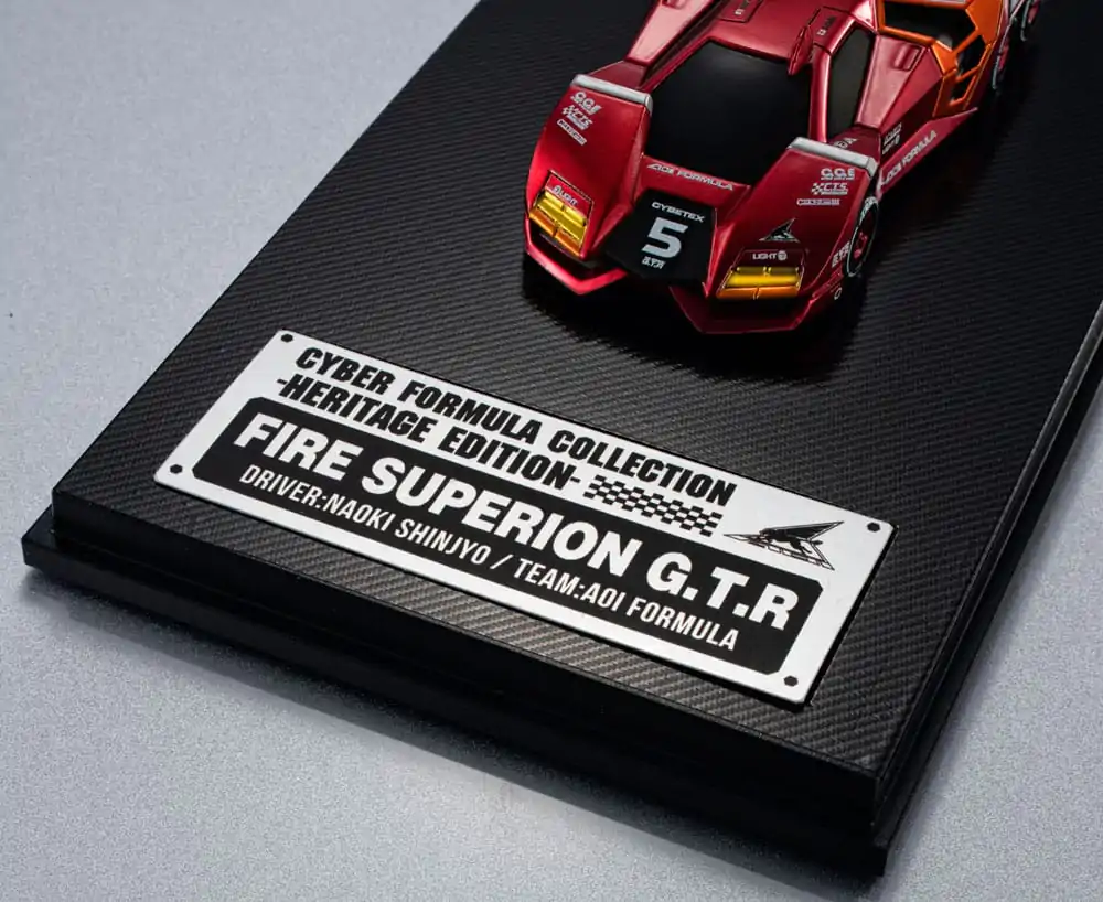 Future GPX Cyber Formula Vehicle 1/18 Ognjeni Superion G.T.R Heritage Edition 14 cm fotografija izdelka