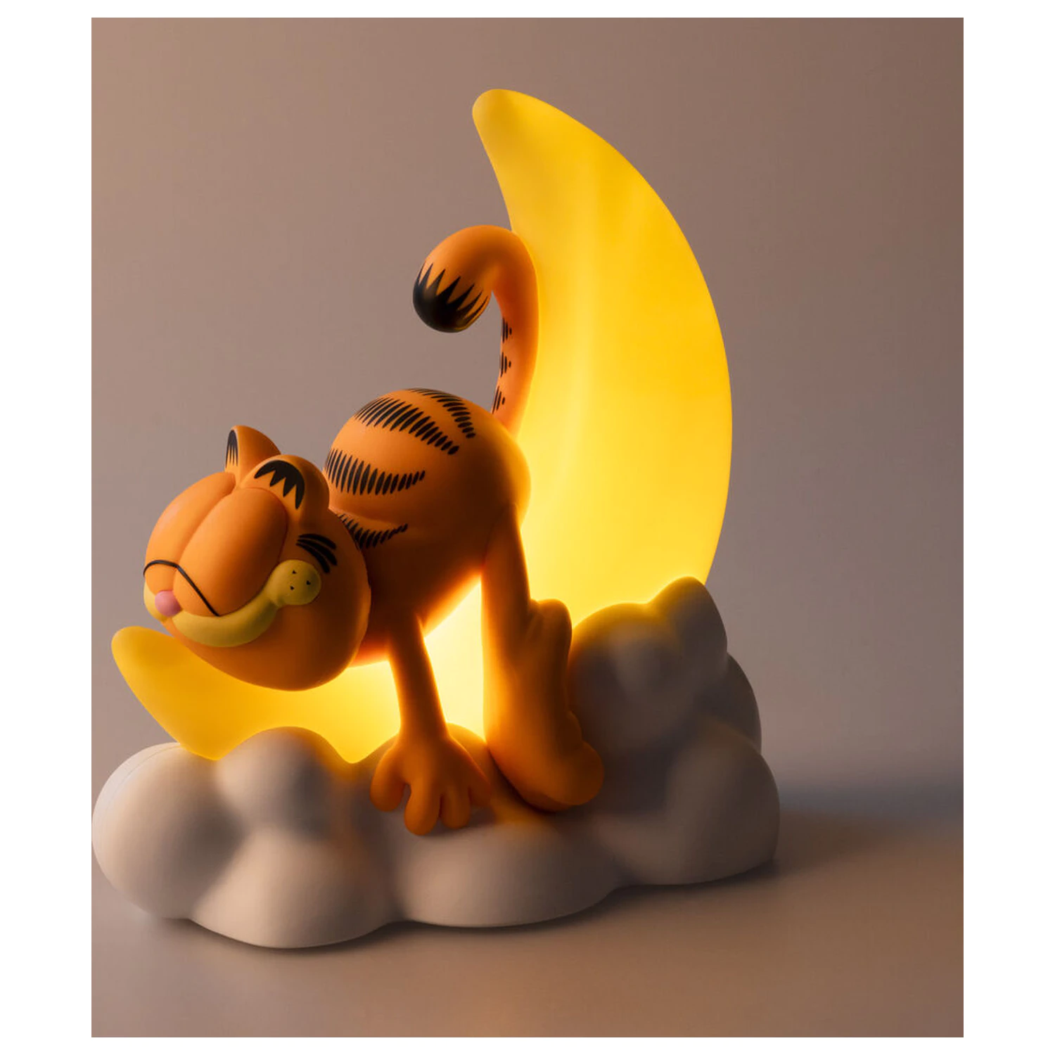 Garfiel svetilka fotografija izdelka