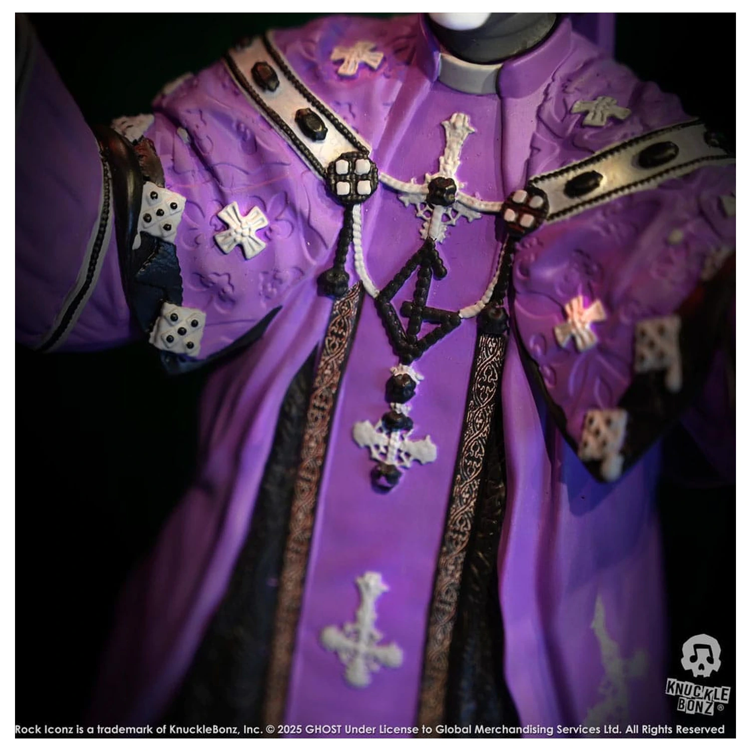Ghost Rock Iconz Kip Papa V Perpetua Purple Robes 22 cm fotografija izdelka