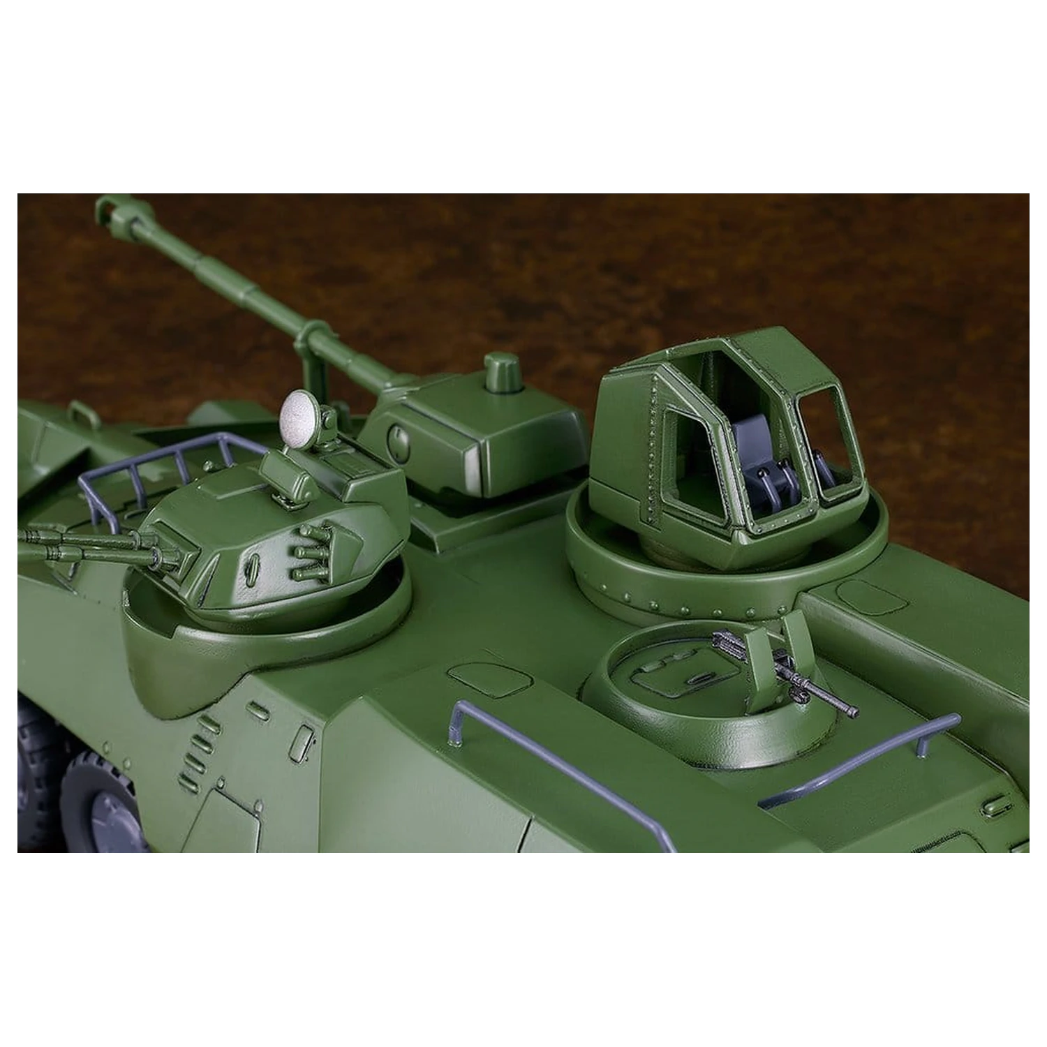 Giant Gorg Moderoid Komplet plastičnega modela nosilnega vozila 23 cm fotografija izdelka