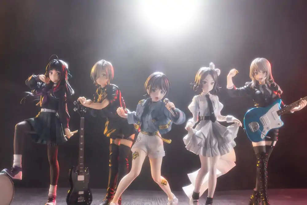 Girls Band Cry PVC Kip 1/7 Momoka Kawaragi 24 cm fotografija izdelka