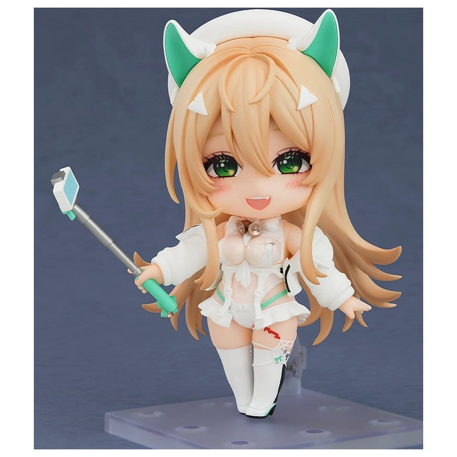 Goddess of Victory: Nikke Nendoroid akcijska figura Rupee: Winter Shopper 10 cm fotografija izdelka