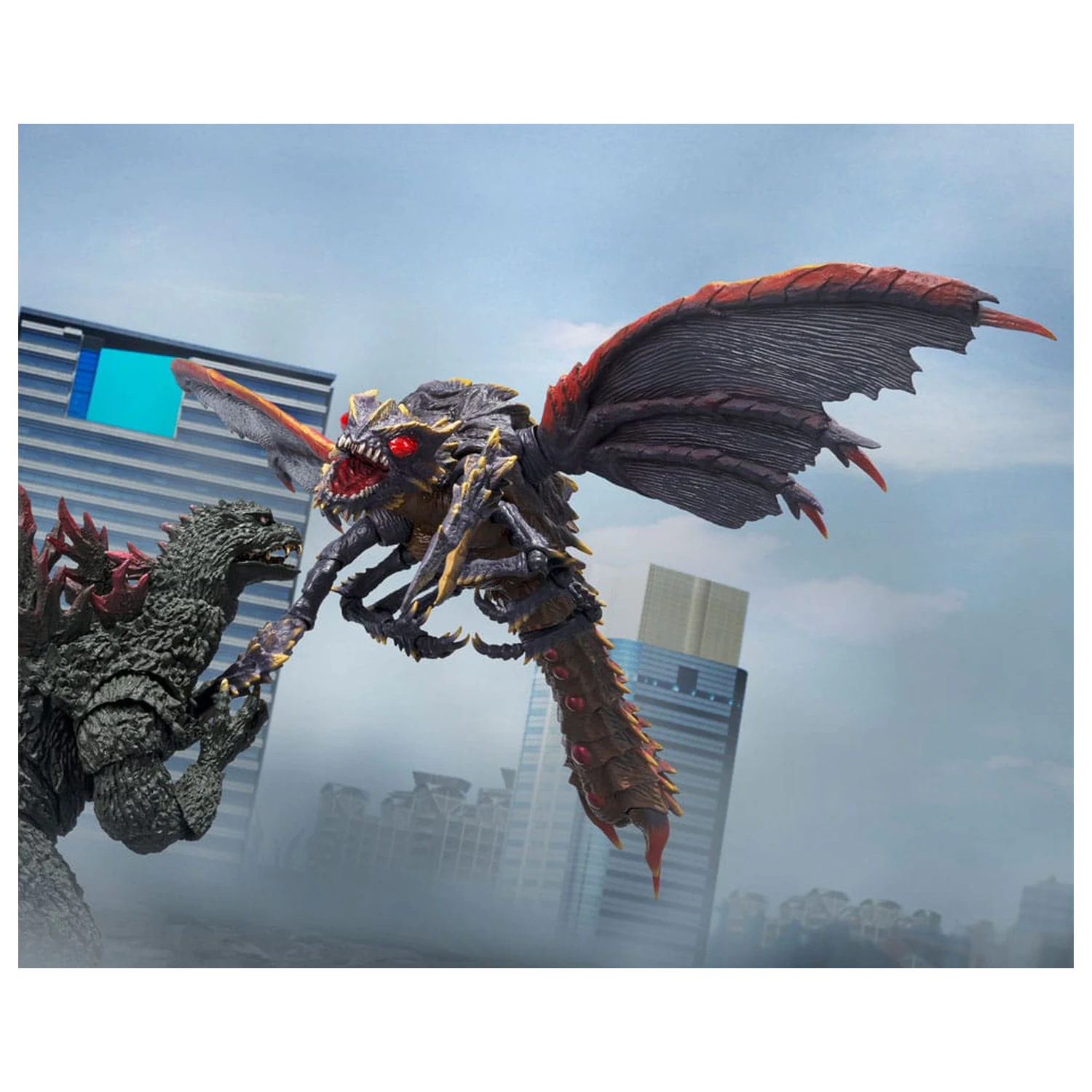 Godzilla S.H. Monster Arts akcijska figura Megaguirus Evolution Set 21 cm fotografija izdelka