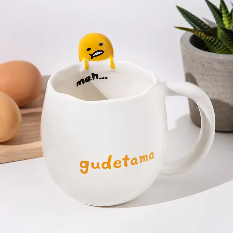 Skodelica v obliki Gudetame fotografija izdelka