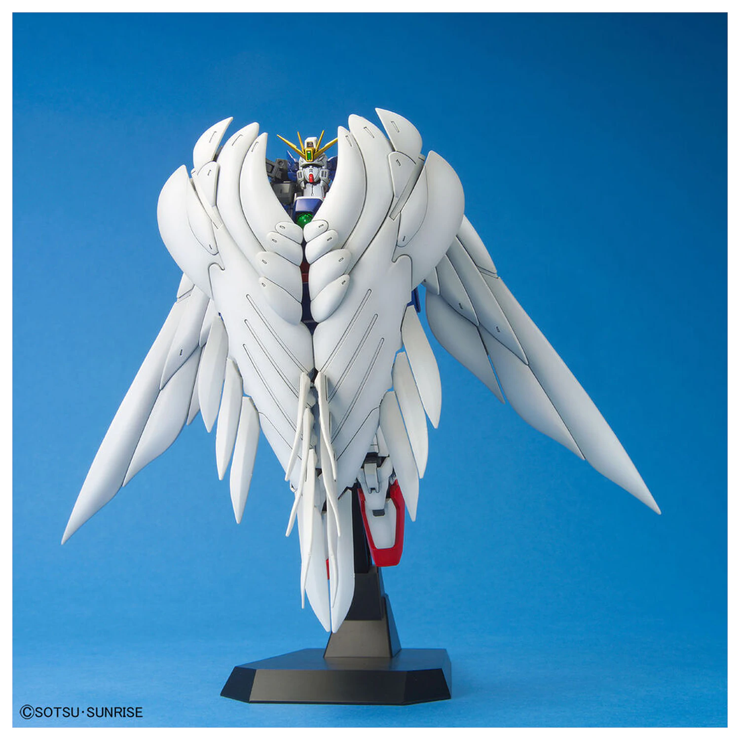 Komplet modela MG 1/100 Wing Gundam Zero EW fotografija izdelka