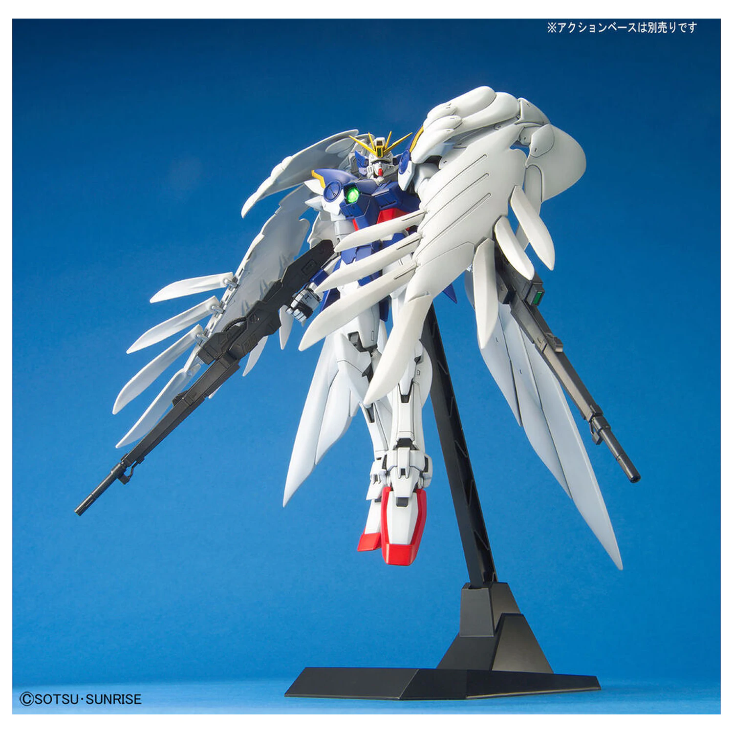 Komplet modela MG 1/100 Wing Gundam Zero EW fotografija izdelka