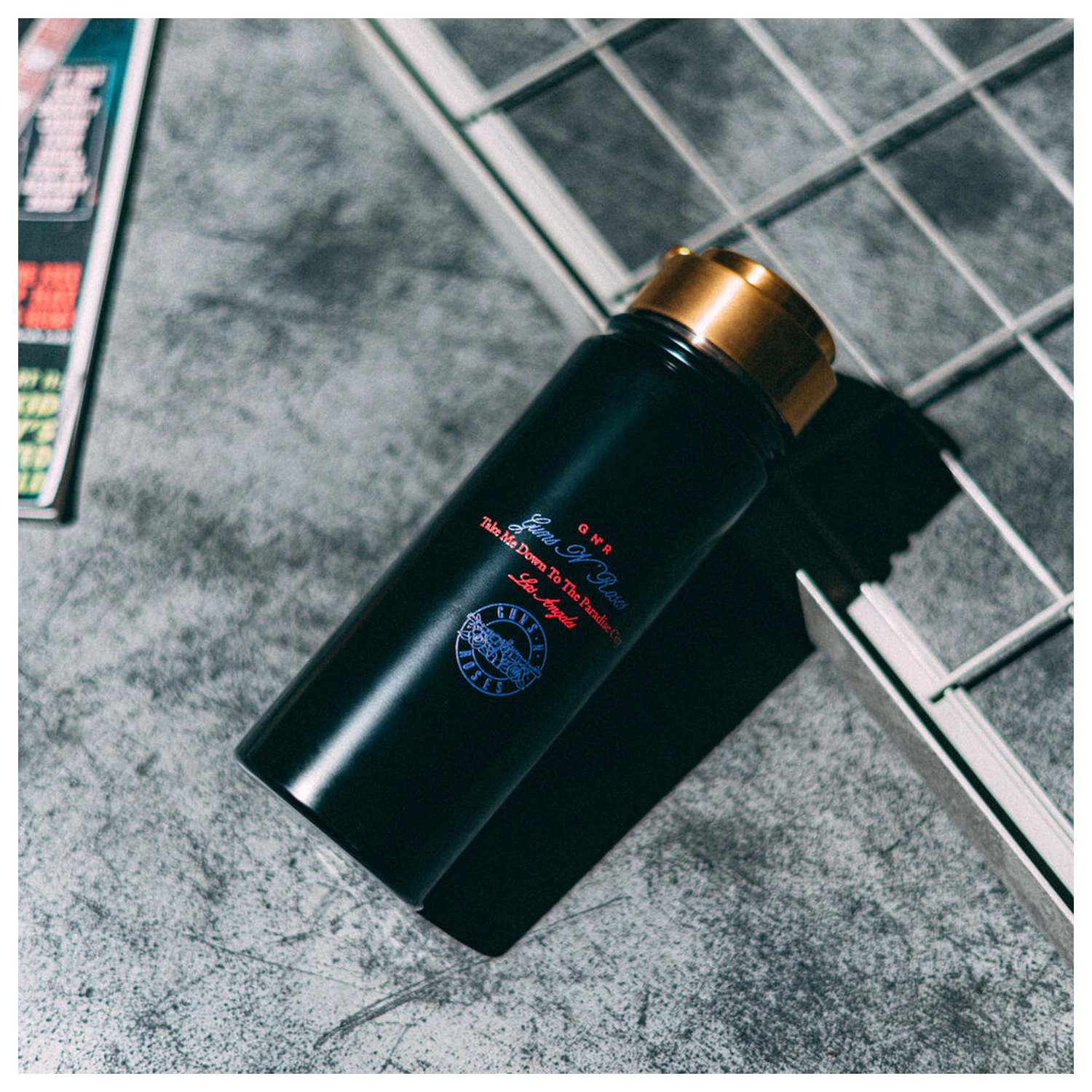 Guns N Roses steklenica iz nerjavečega jekla 500 ml fotografija izdelka