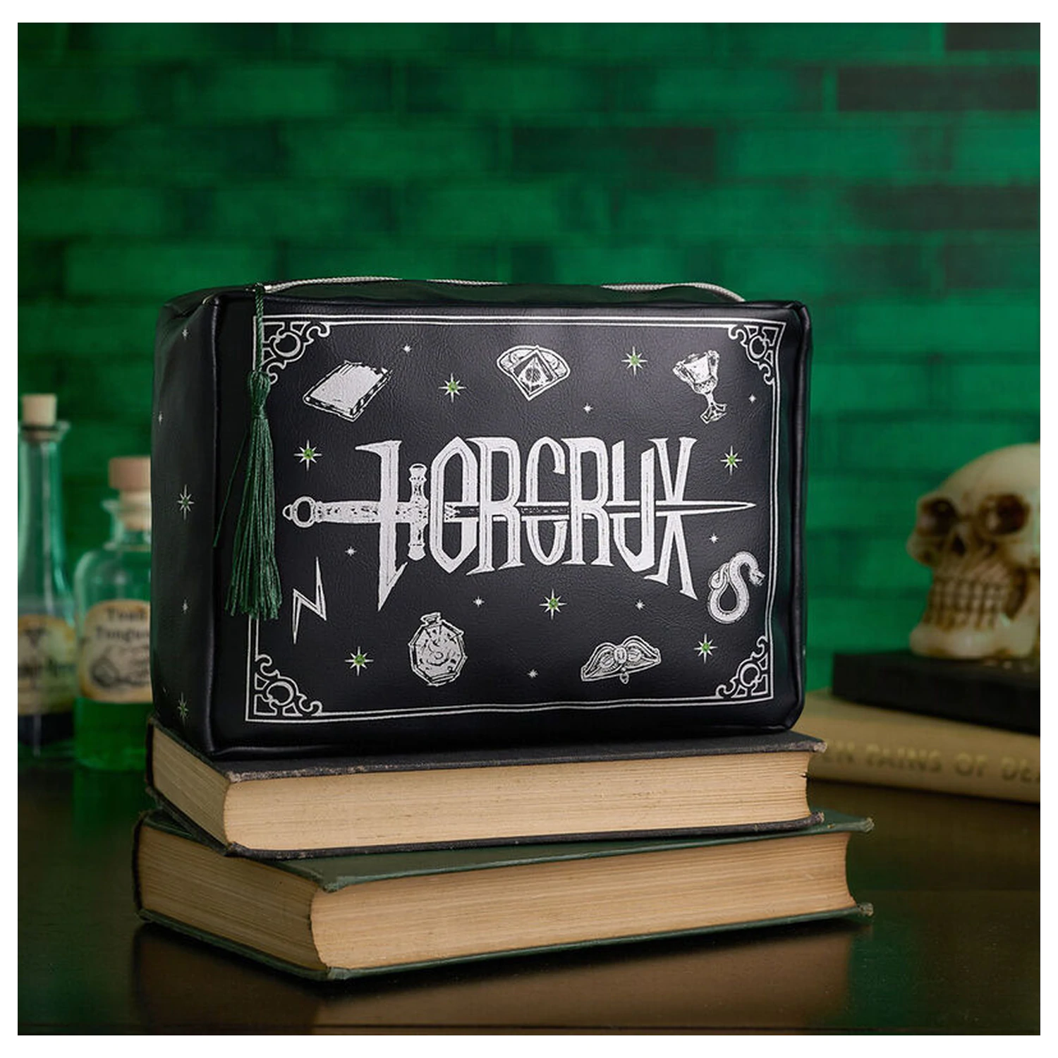 Harry Potter Dark Arts Horcrux toaletna torbica fotografija izdelka