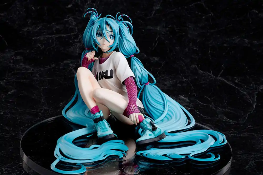 Hatsune Miku Kip 1/4 Yoneyama Mai The Latest Street Style 