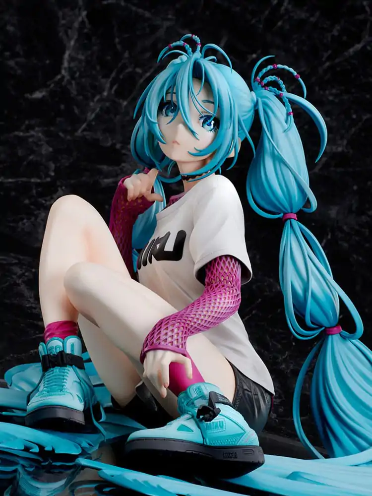 Hatsune Miku Kip 1/4 Yoneyama Mai The Latest Street Style 