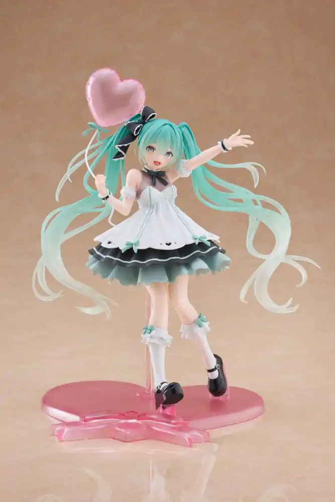 Hatsune Miku AMP+ PVC Kip Hatsune Miku Birthday 2025 Party Ver. 21 cm fotografija izdelka