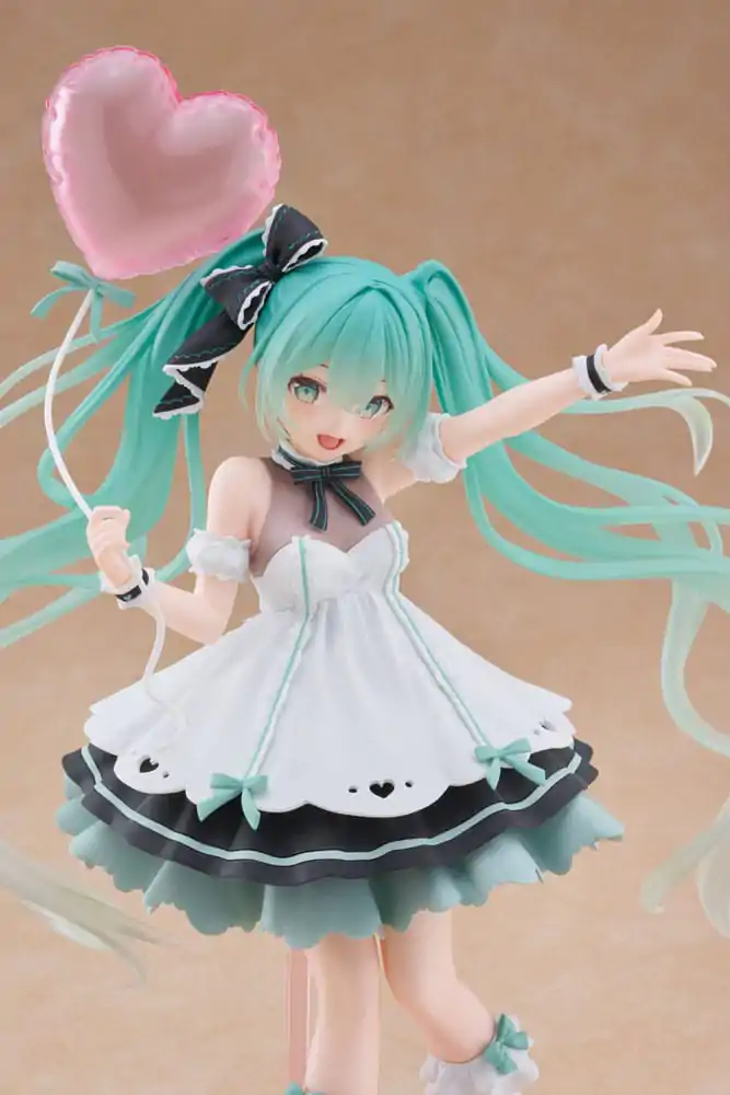 Hatsune Miku AMP+ PVC Kip Hatsune Miku Birthday 2025 Party Ver. 21 cm fotografija izdelka