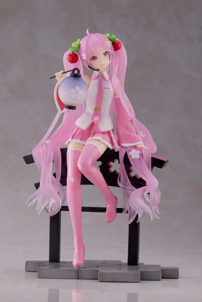 Hatsune Miku AMP PVC Kip Sakura Miku Lantern Ver. Ponatis 20 cm fotografija izdelka