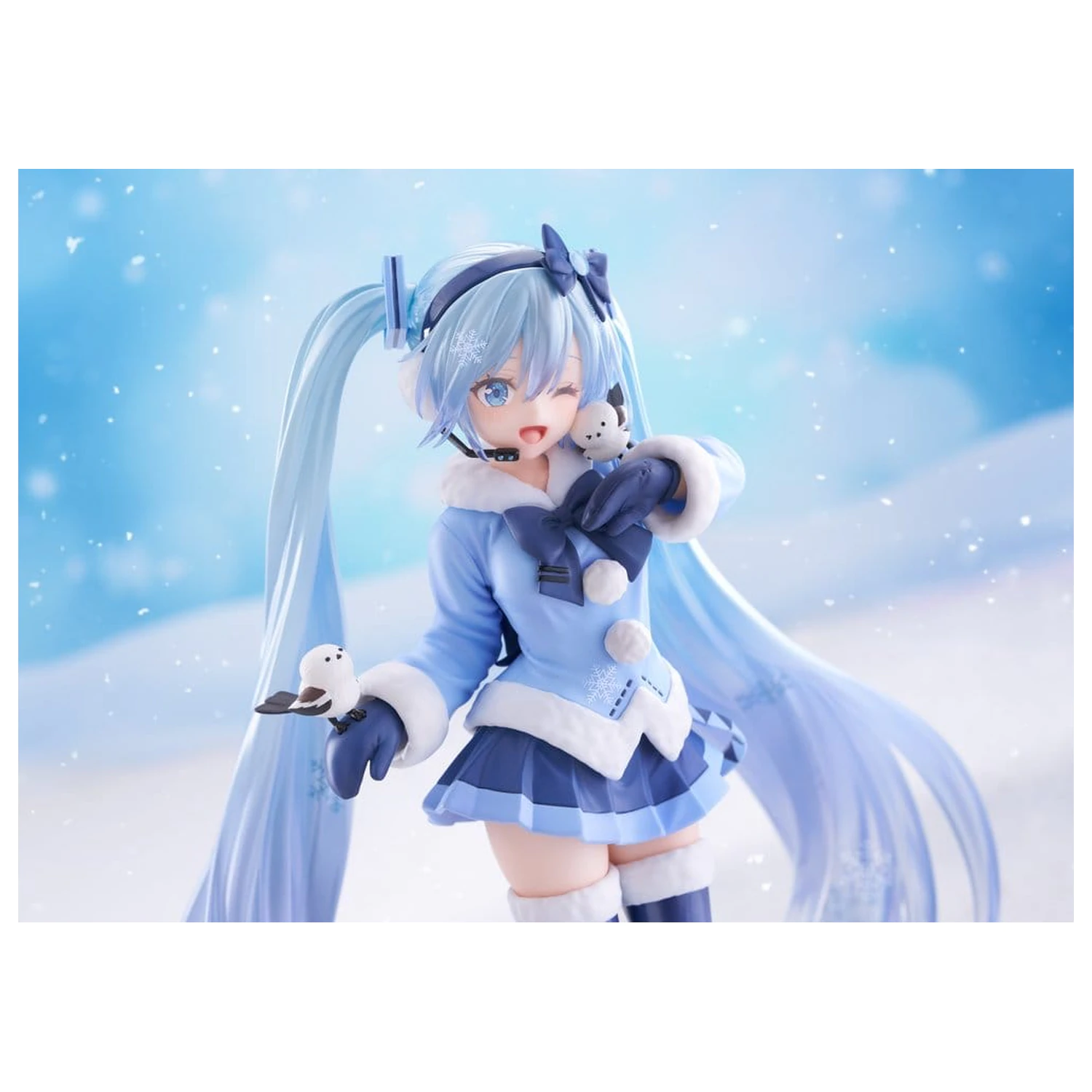 Hatsune Miku AMP+ PVC figura Snow Miku All Stars 2012 Ver. 25 cm fotografija izdelka
