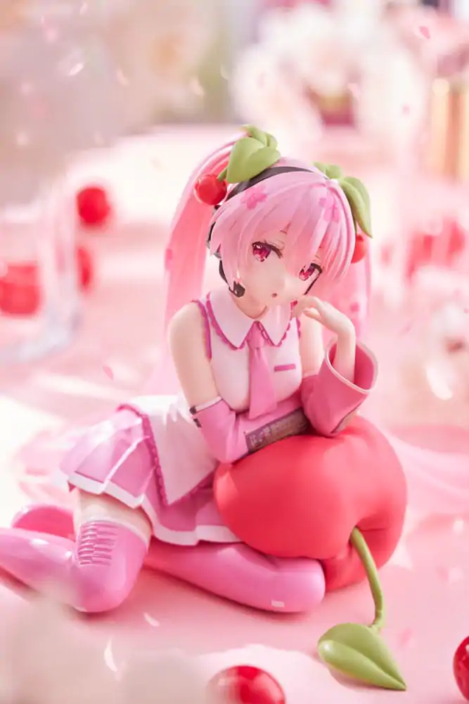 Hatsune Miku PVC Kip Namizna Simpatična Figurica Sakura Miku Češnja Blazina Ver. 13 cm fotografija izdelka