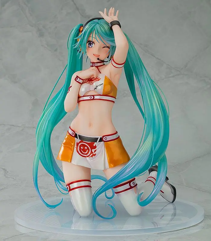 Hatsune Miku GT Project PVC Kip 1/7 Racing Miku 2010 Ver. Art by Kentaro Yabuki 18 cm fotografija izdelka