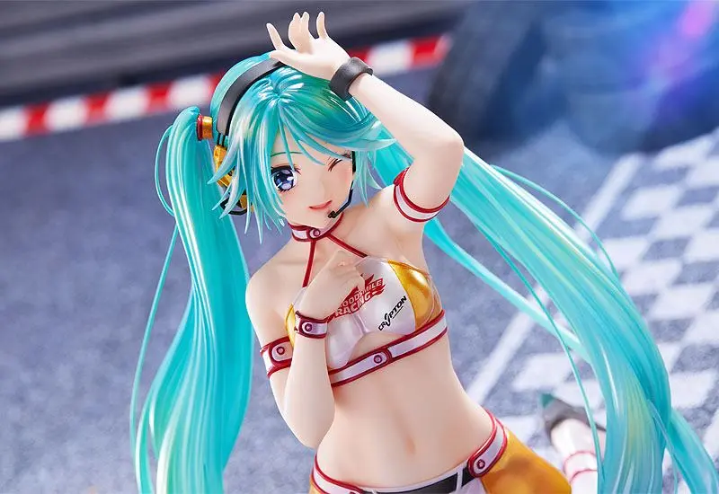 Hatsune Miku GT Project PVC Kip 1/7 Racing Miku 2010 Ver. Art by Kentaro Yabuki 18 cm fotografija izdelka