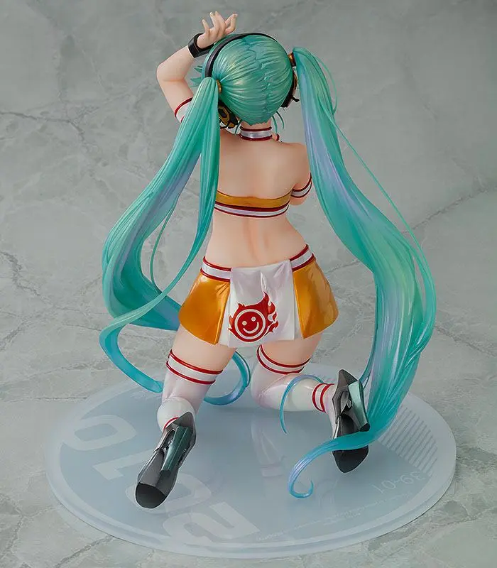 Hatsune Miku GT Project PVC Kip 1/7 Racing Miku 2010 Ver. Art by Kentaro Yabuki 18 cm fotografija izdelka