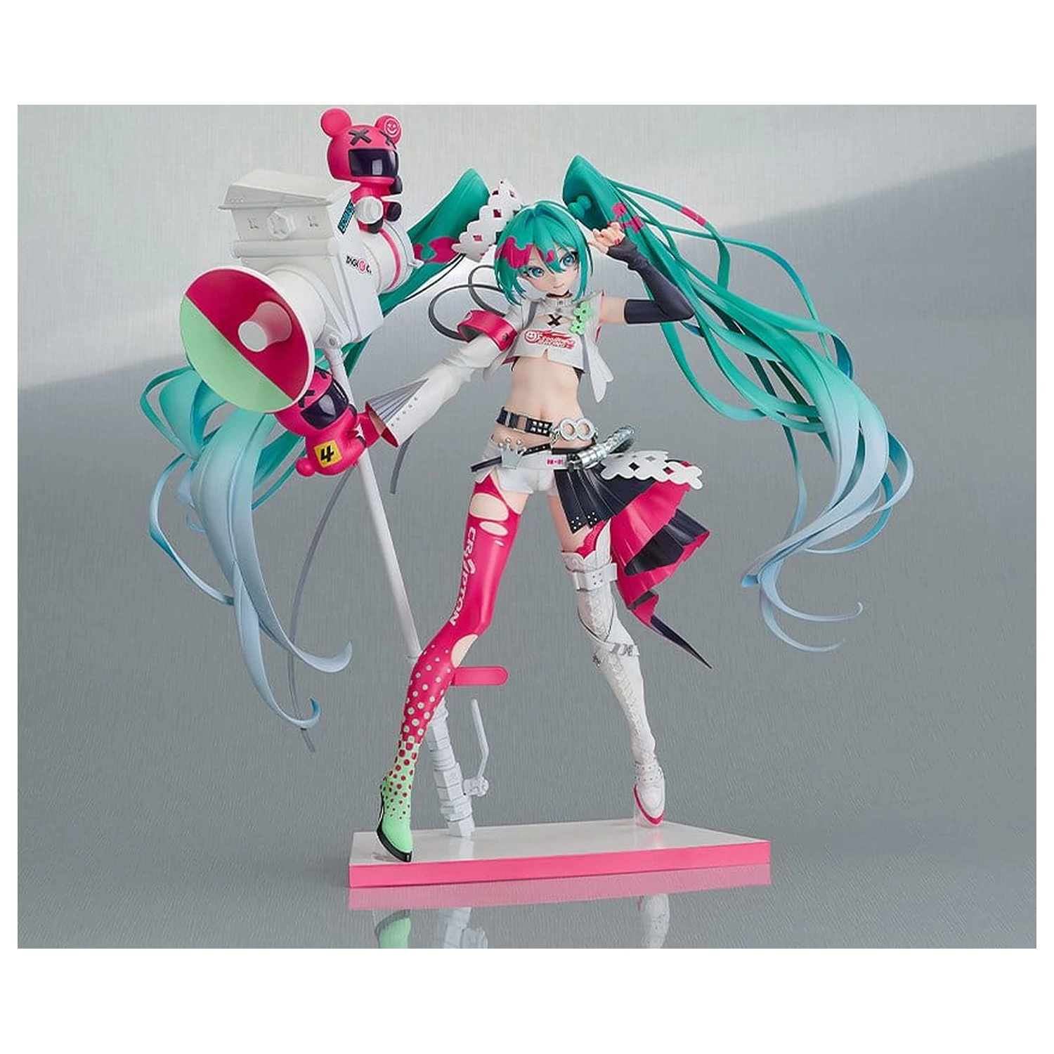 Hatsune Miku GT Project PVC kip 1/7 Racing Miku 2025 Ver. 28 cm fotografija izdelka