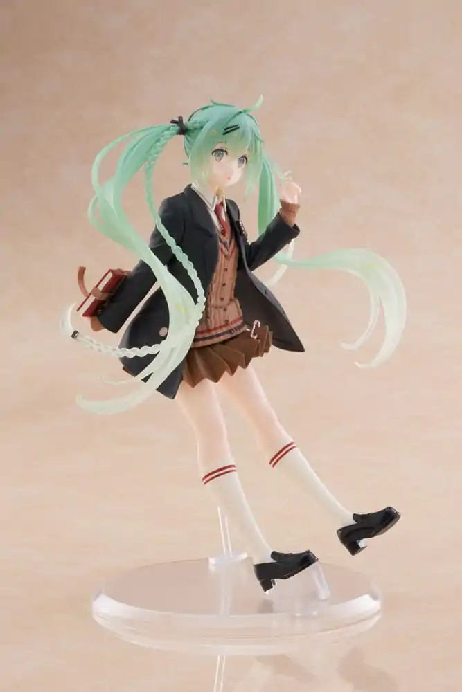 Hatsune Miku PVC kip Hatsune Miku Fashion Preppy Ver. 18 cm fotografija izdelka