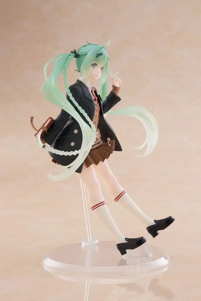 Hatsune Miku PVC kip Hatsune Miku Fashion Preppy Ver. 18 cm fotografija izdelka