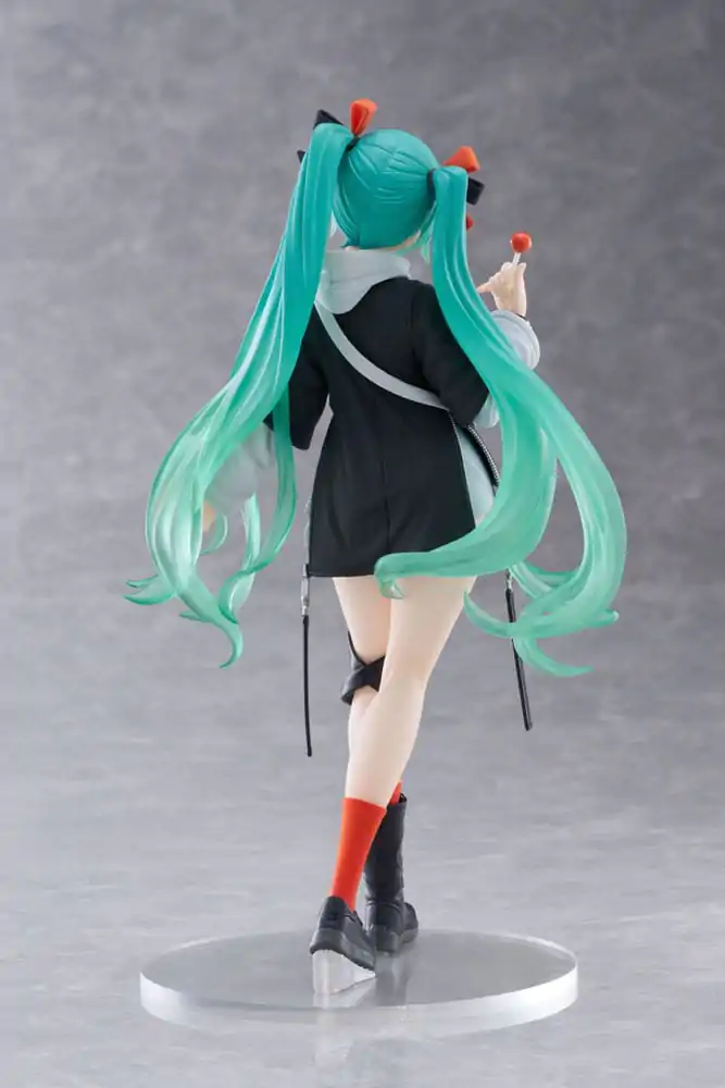 Hatsune Miku Wonderland PVC kip Fashion Punk Ver. 18 cm fotografija izdelka