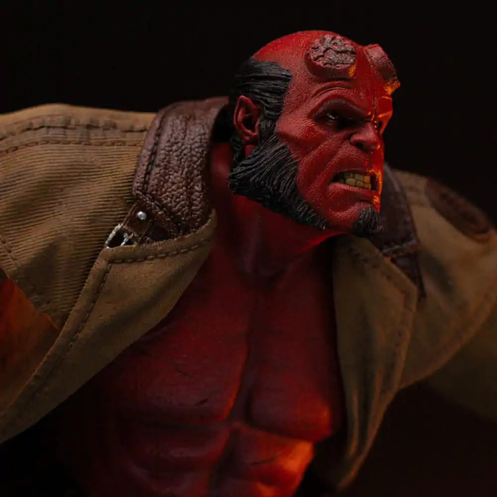 Hellboy 2 BDS Art Scale Kip 1/10 Hellboy 34 cm fotografija izdelka