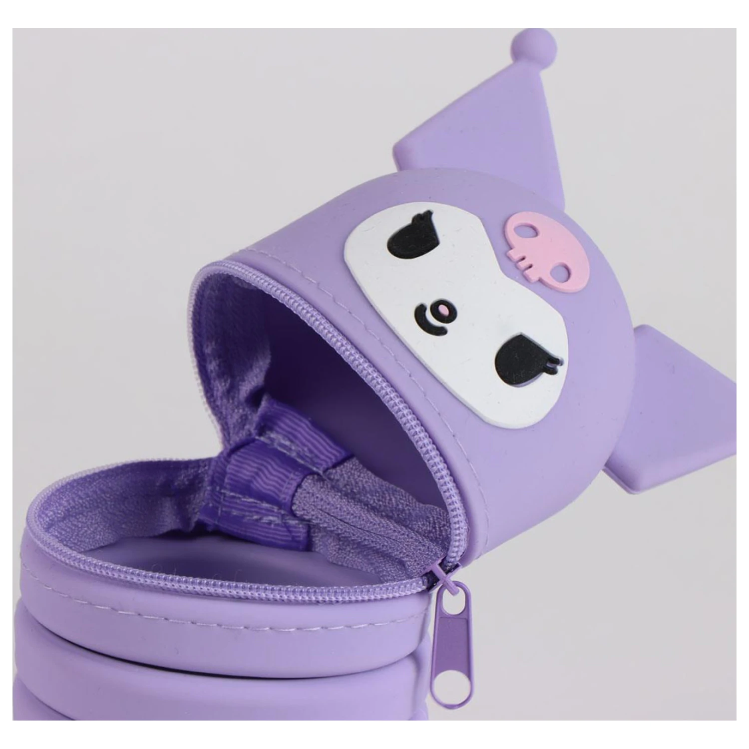 Hello Kitty Kuromi 3D peresnica 20 cm fotografija izdelka