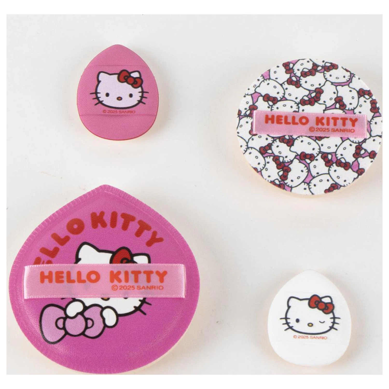 Hello Kitty Pink gobica za ličila set 4 kosi fotografija izdelka
