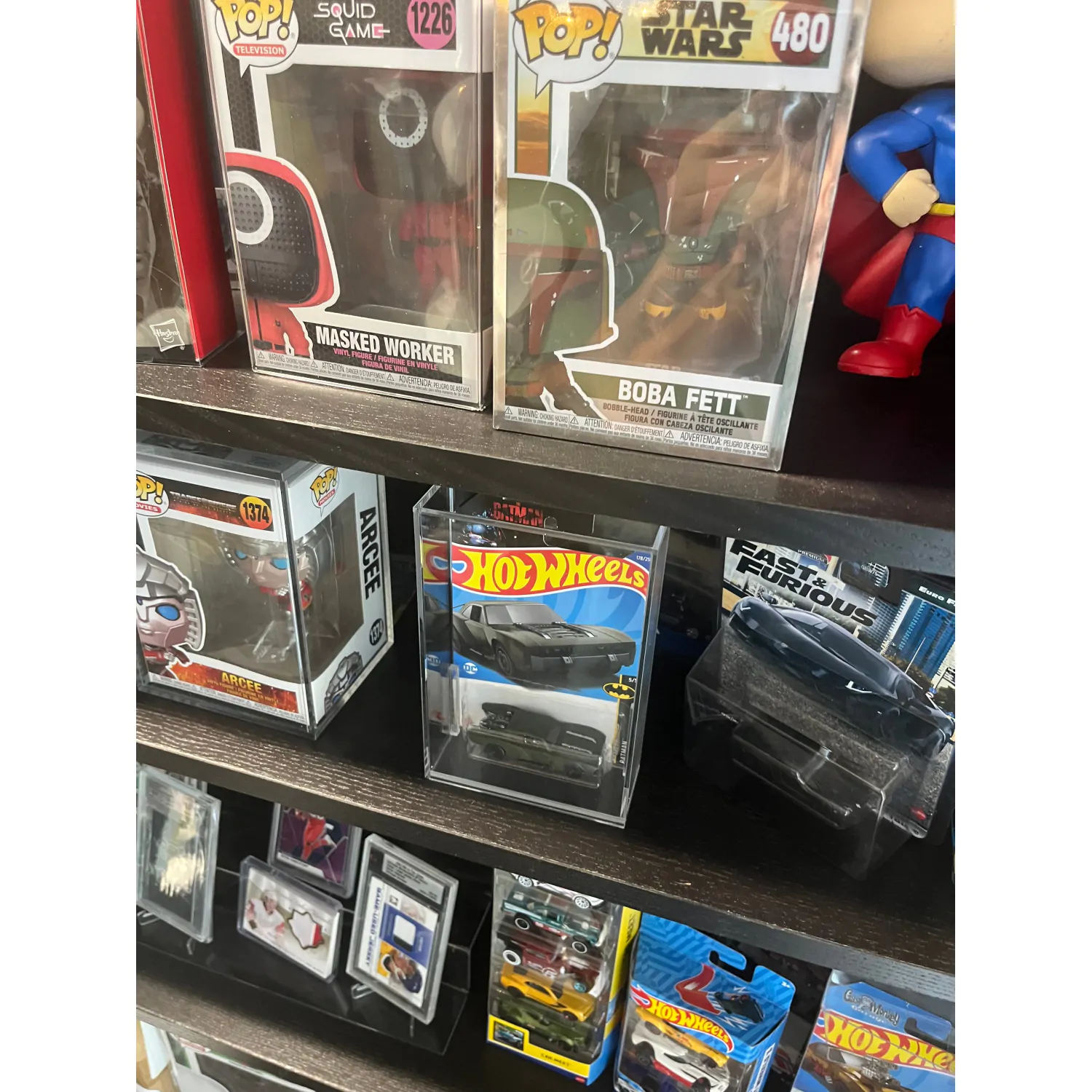 Hot Wheels Mainline Akrilno ohišje 2-Pack fotografija izdelka