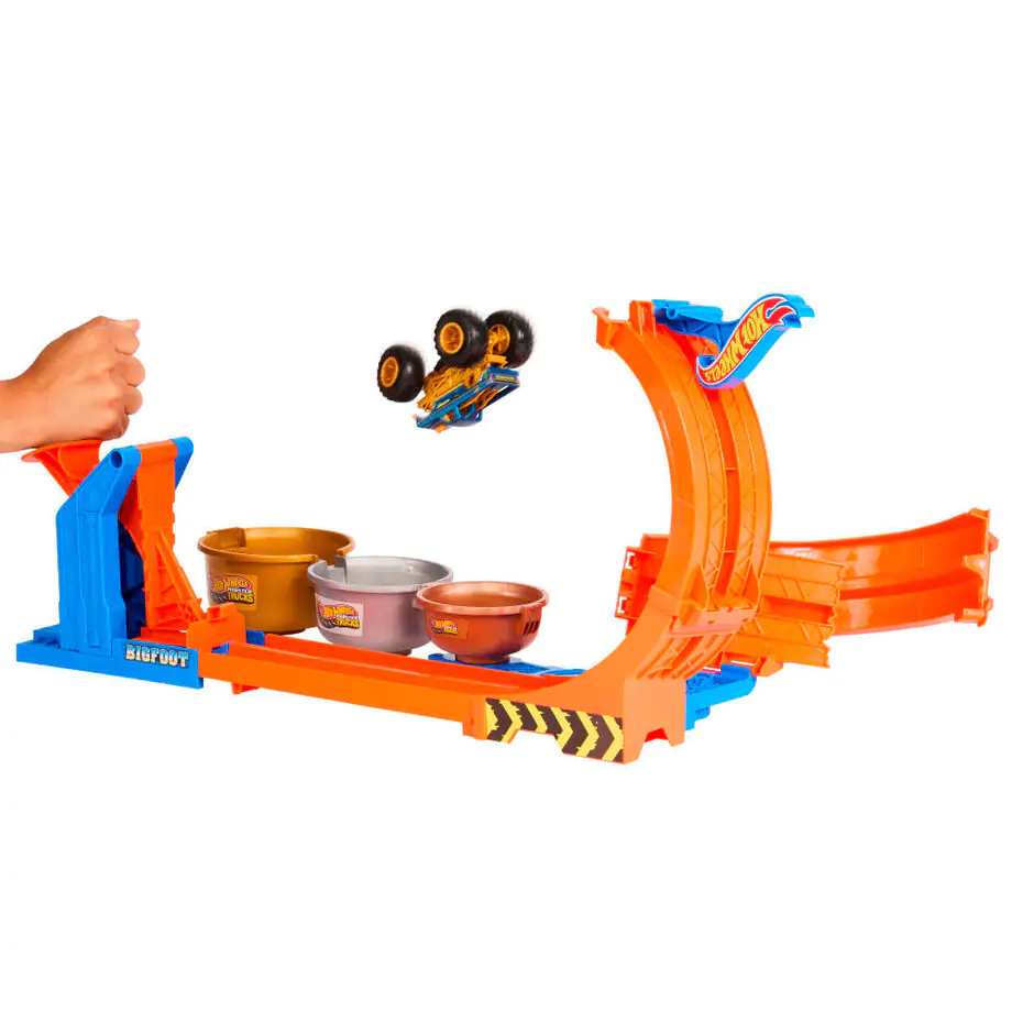 Hot Wheels Monster Trucks Igralni set Loop and Flip Trophy Challenge  fotografija izdelka