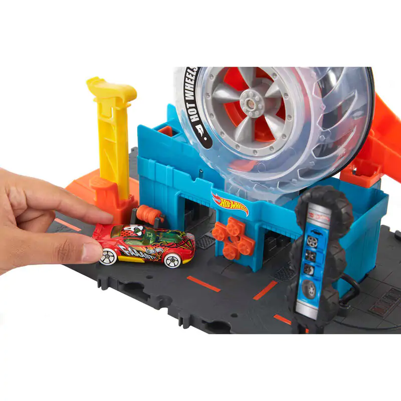 Hot Wheels Super Twist servis za pnevmatike fotografija izdelka