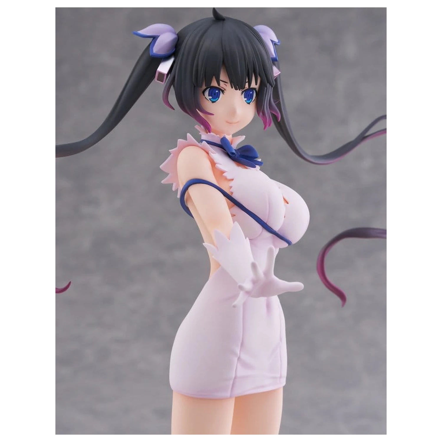 Is It Wrong to Try to Pick Up Girls in a Dungeon? V PVC figura 1/7 Hestia Divinity Unleashed Ver. AmiAmi Limited Edition 24 cm fotografija izdelka
